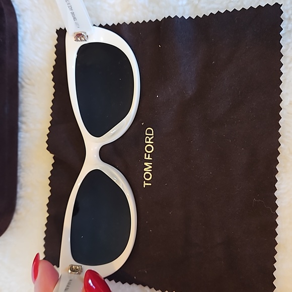 TOM FORD Authentic Ivory Sebastian Sunglasses with Case VGUC - Picture 12 of 12